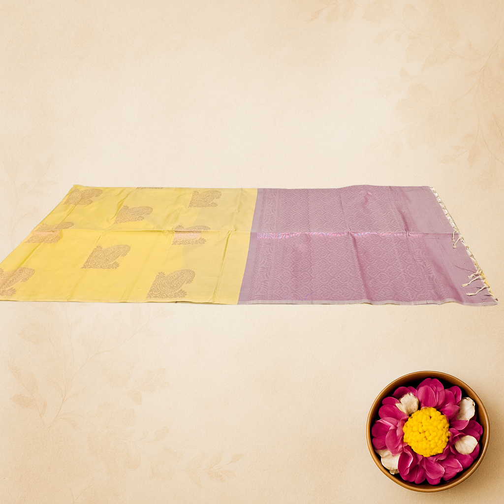 Elegant Yellow & Maroon Handloom Silk Saree with Intricate Paisley Zari Motif – Traditional & Festive Wear